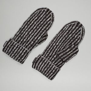 NWT Lululemon textured fleece lined mittens | black and white | M/L
